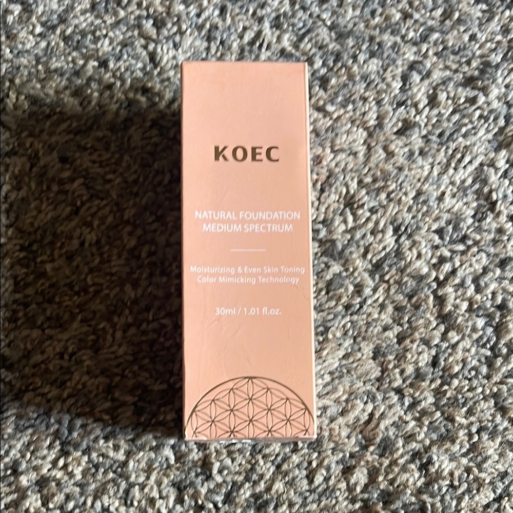 Natural Foundation - Medium Spectrum